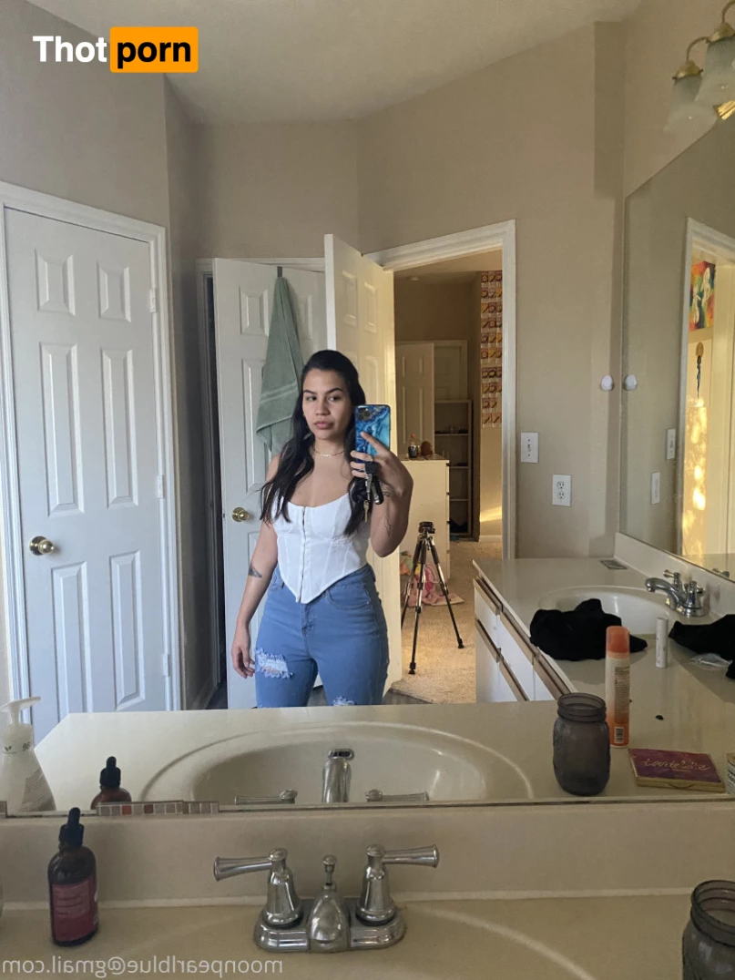 yourlatinaobsession 8019882