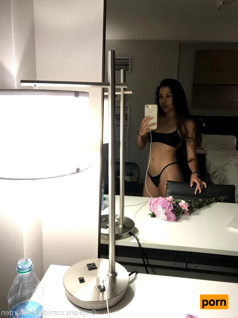 yourlatinaobsession 8020039