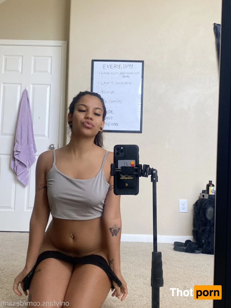 yourlatinaobsession 8020050