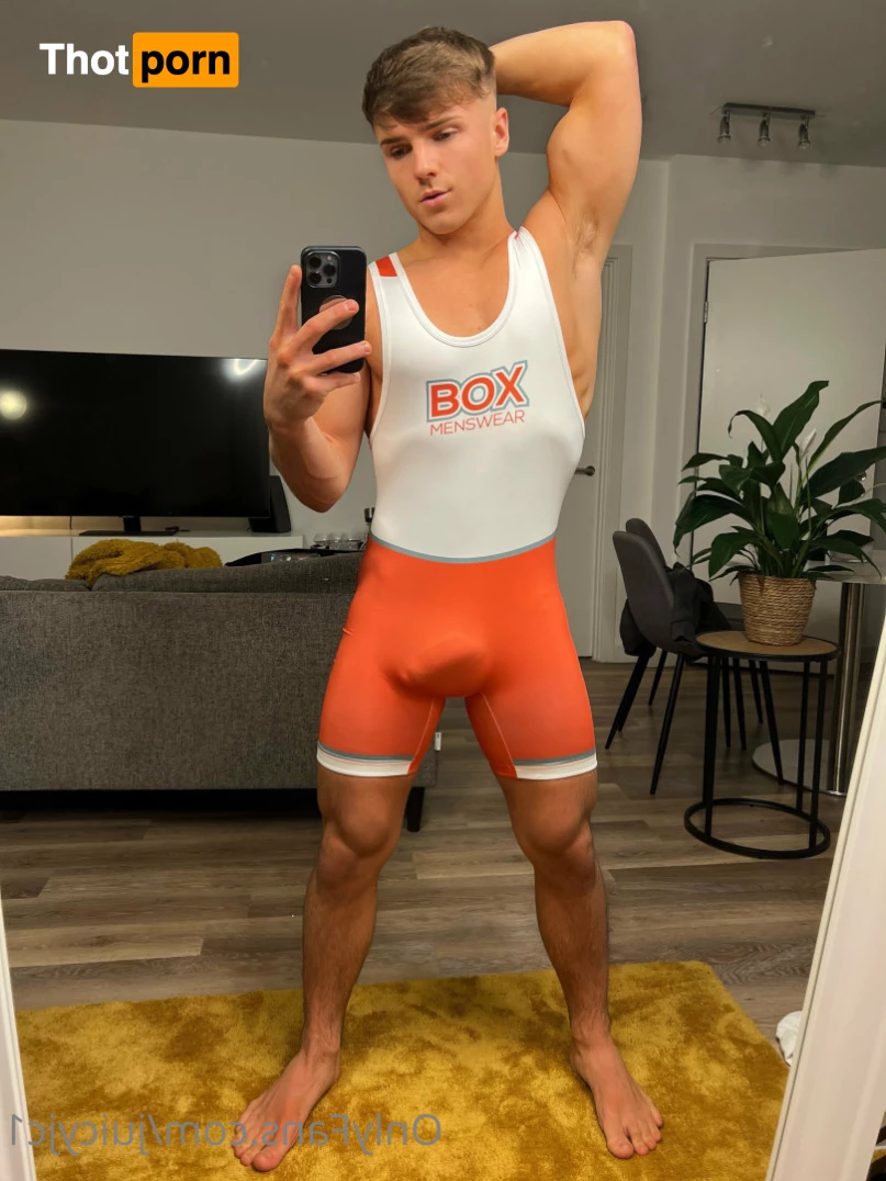 JUICY J🍑 0.25% 8036689