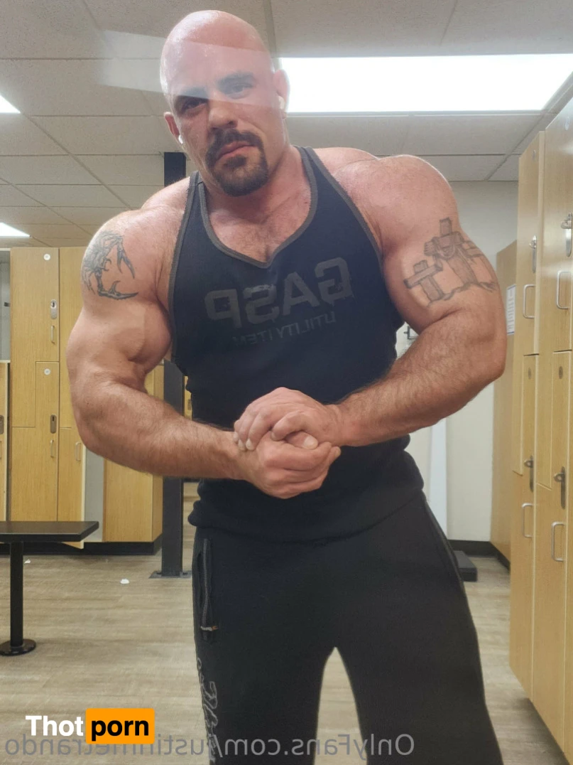 Justin Metrando 15511018