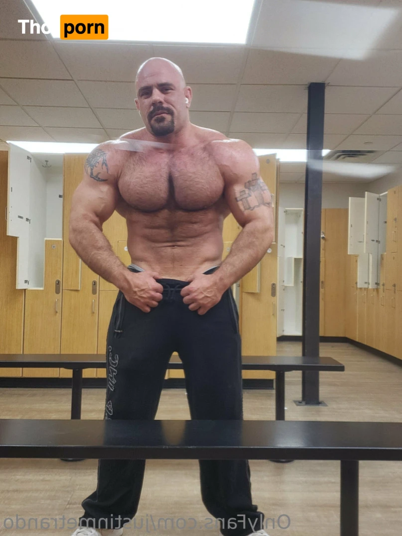 Justin Metrando 15511038