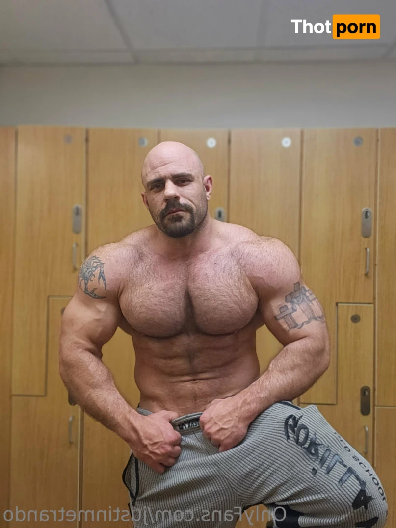 Justin Metrando 15511059