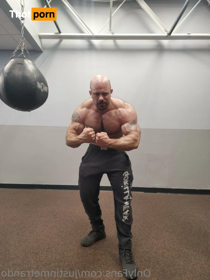 Justin Metrando 15511115