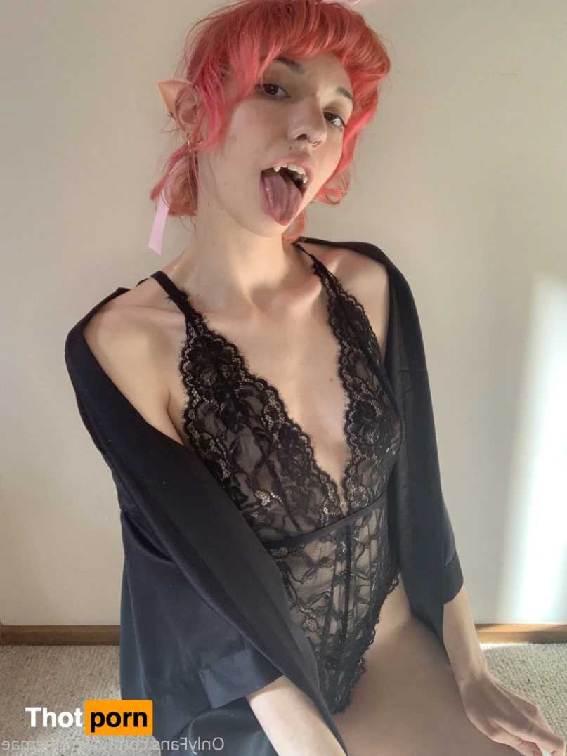 Valentine Mae 13261286