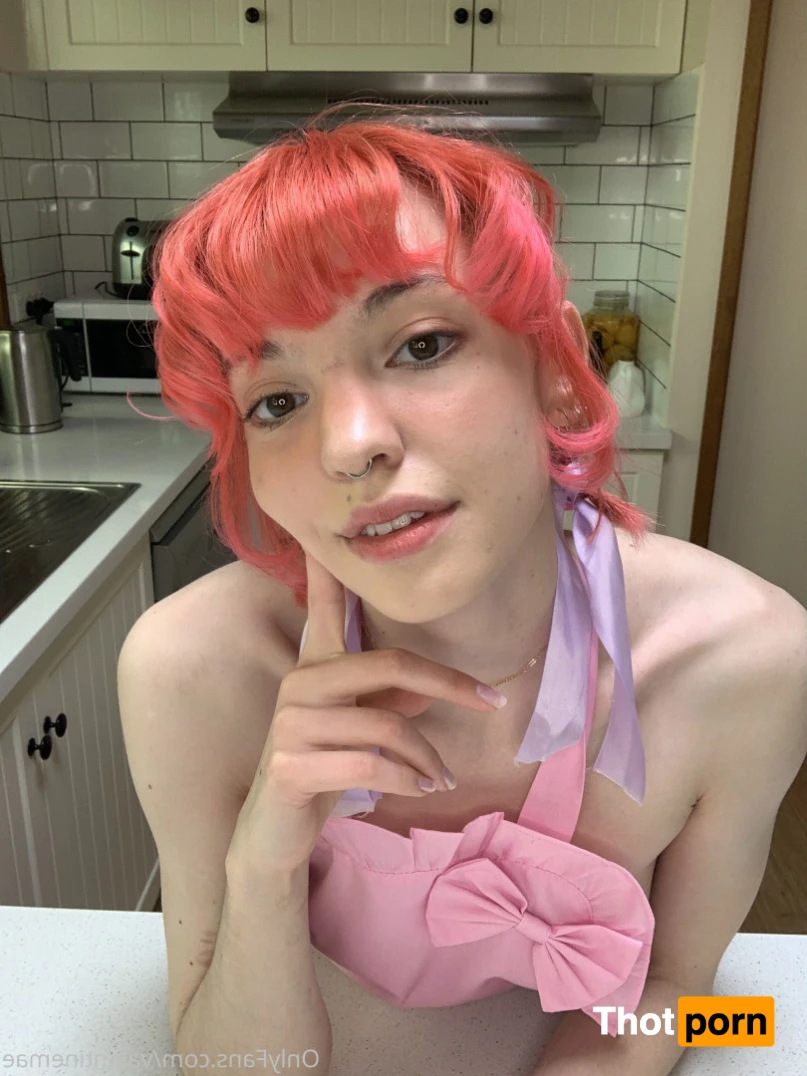 Valentine Mae 13263868