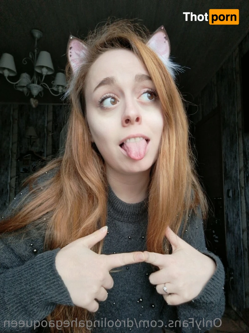 DroolingAhegaoQueen 15340744