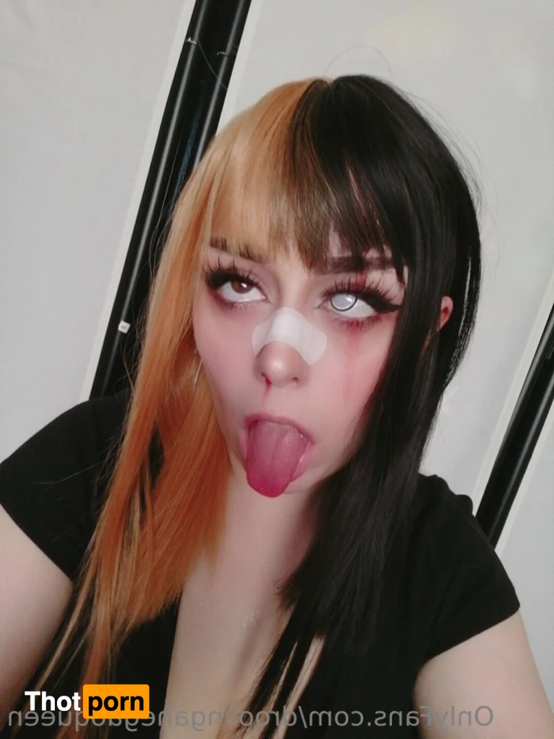 DroolingAhegaoQueen 16043220