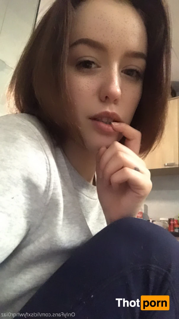 ADOLFxNIKA 16121029