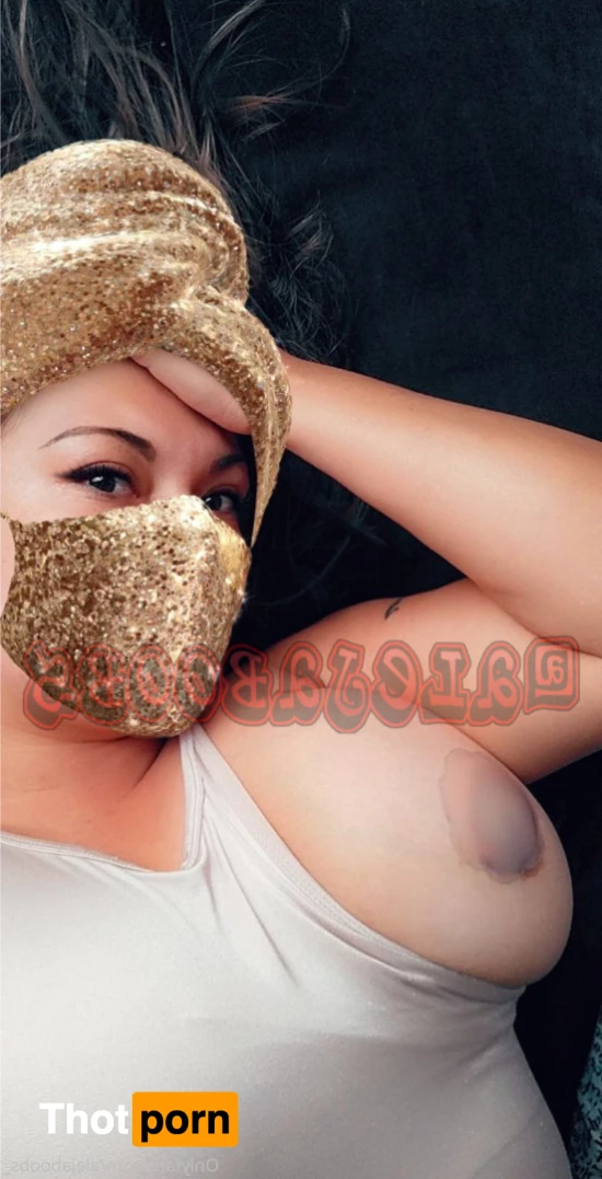 Aleja Boobs 15428382