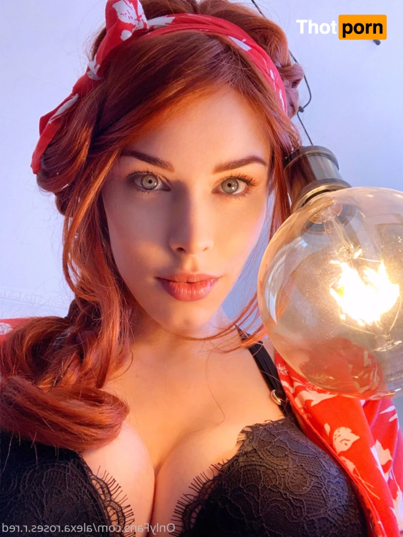 Alexa Rose 15754412