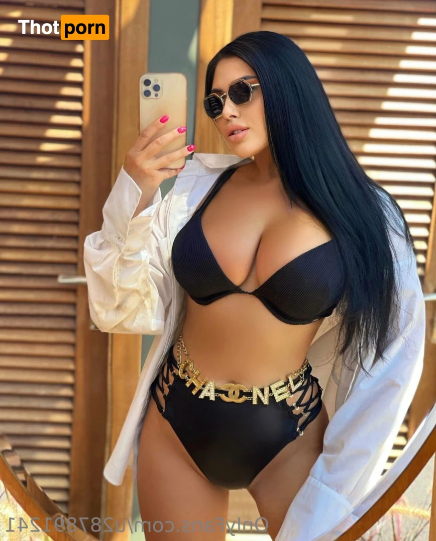 Lina 💙💛 13569751