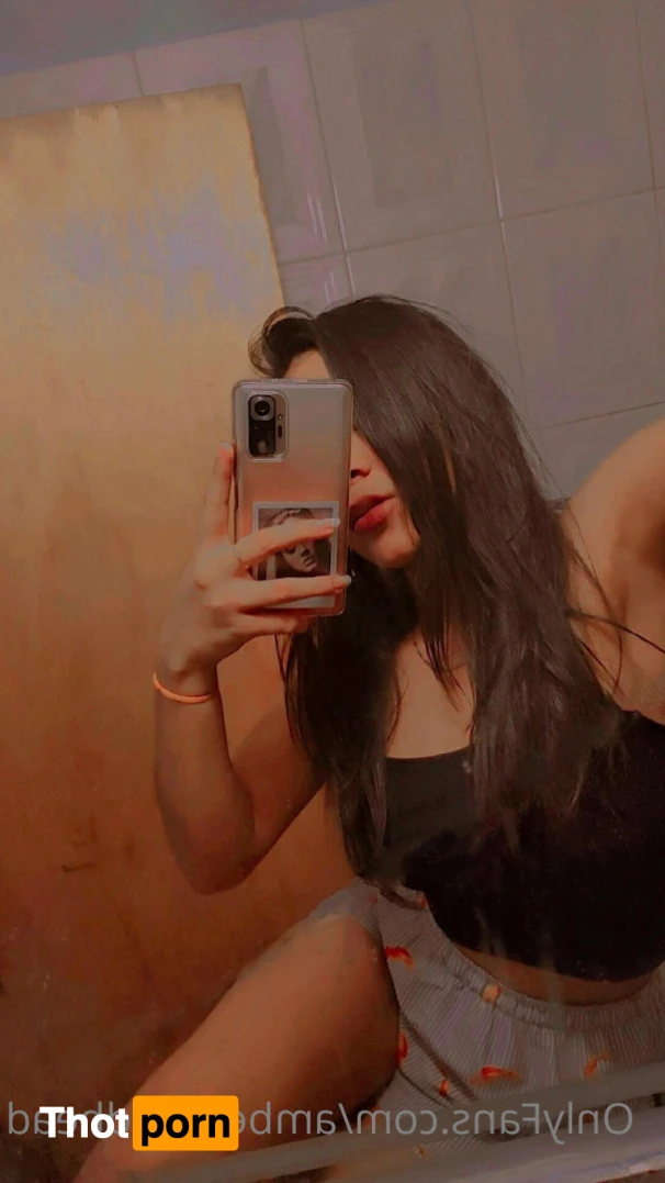 Amber Goodhead 15391556