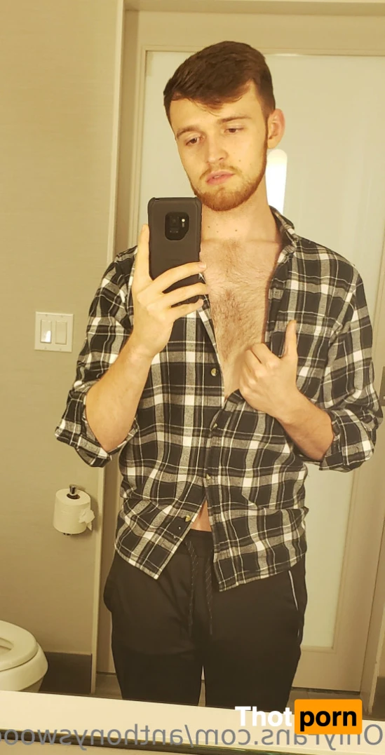 Anthony Woods 14351325