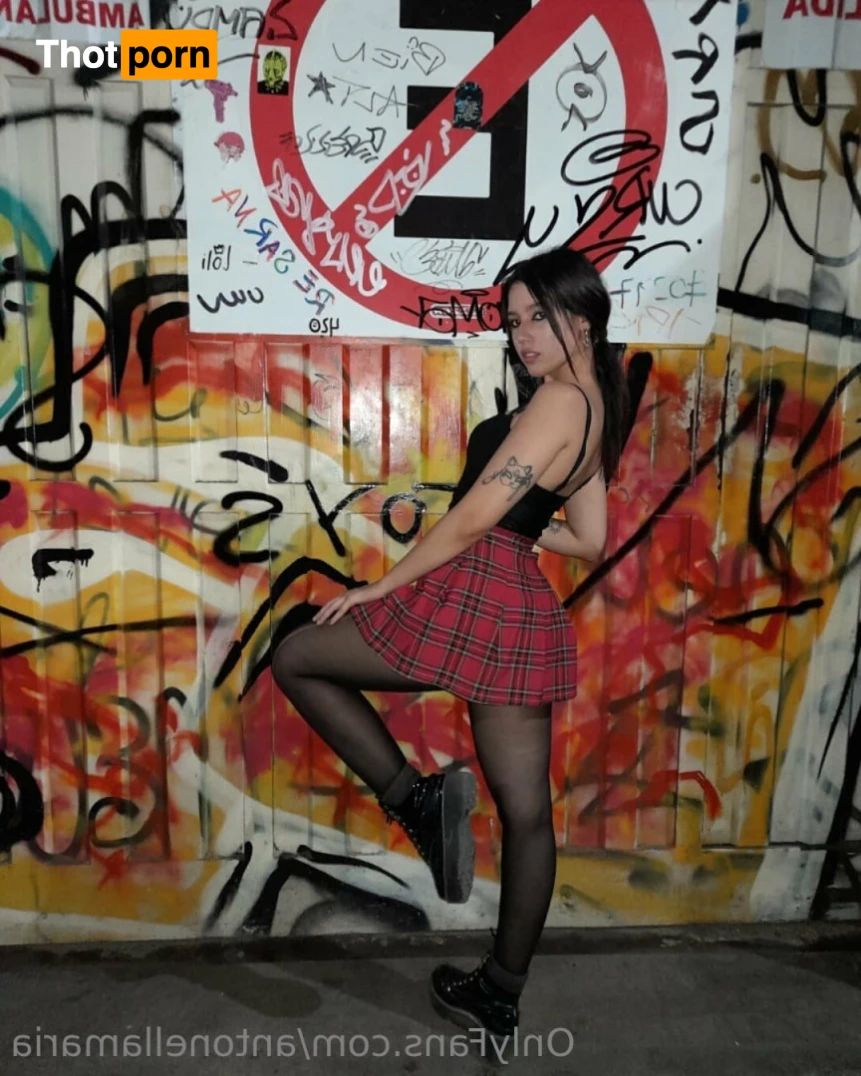 Antonella 🍑 11899621