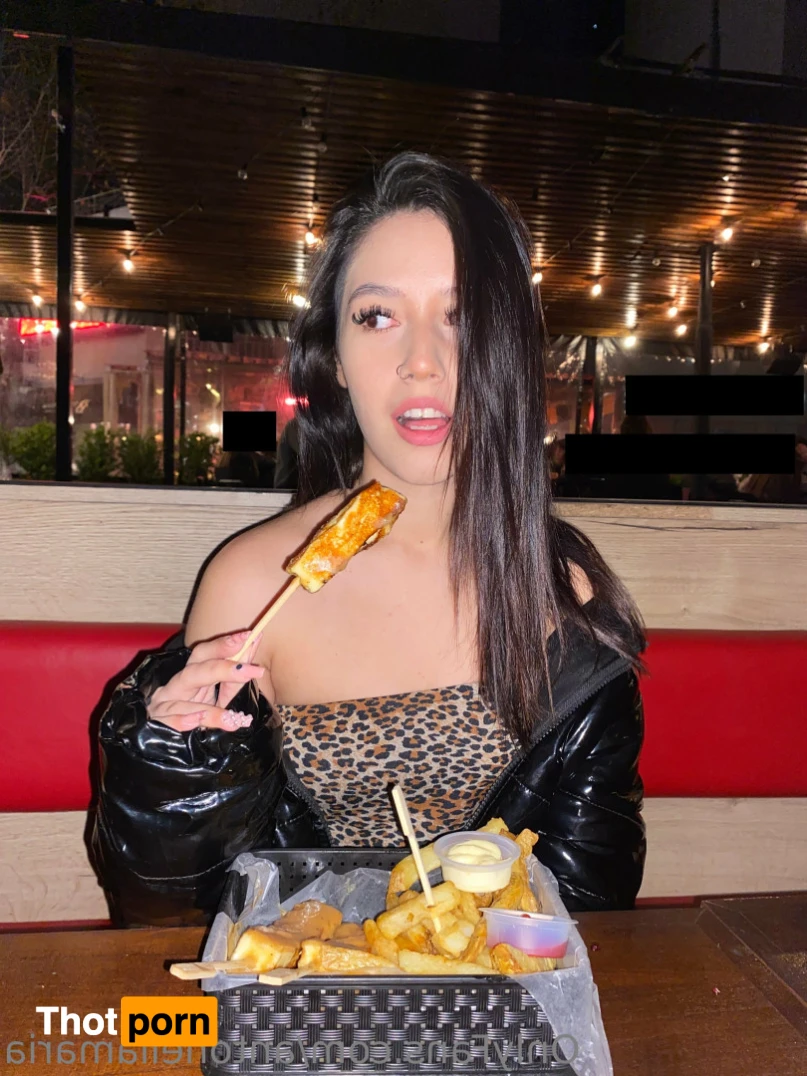 Antonella 🍑 11944377