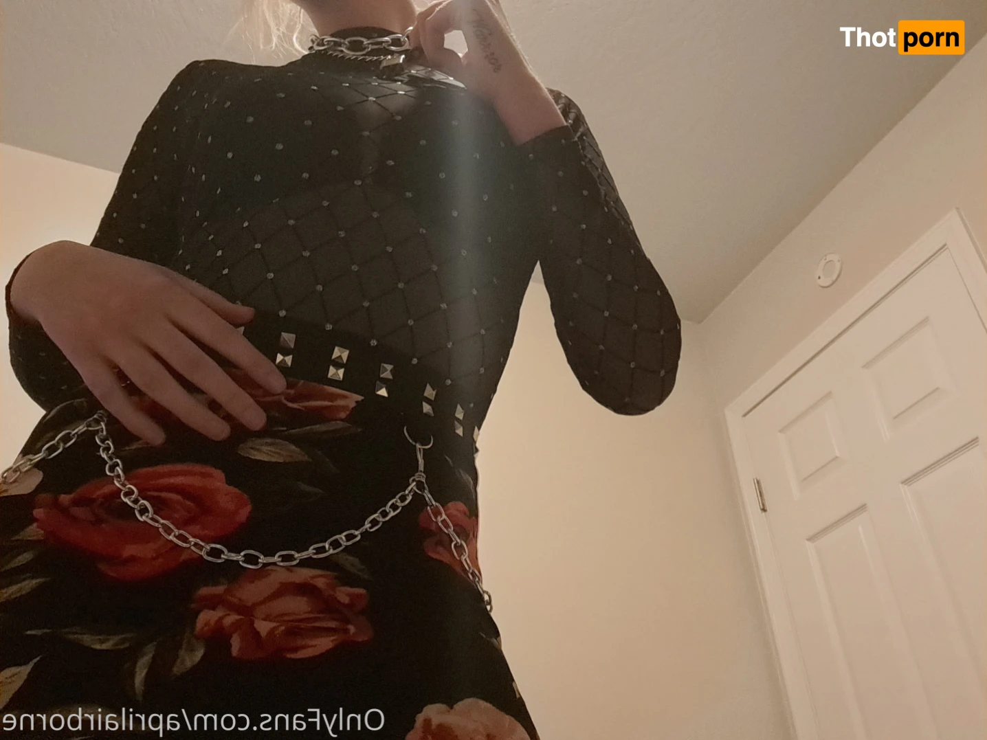 April Airborne 16068071