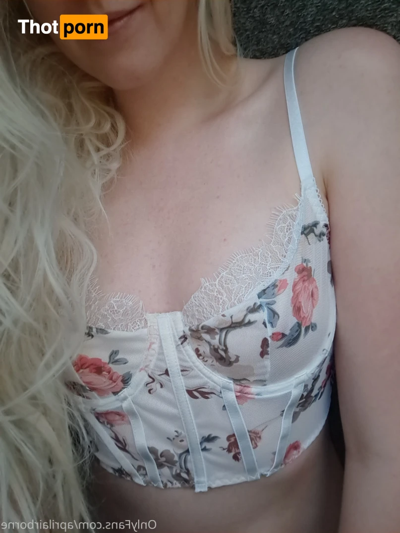 April Airborne 16079132