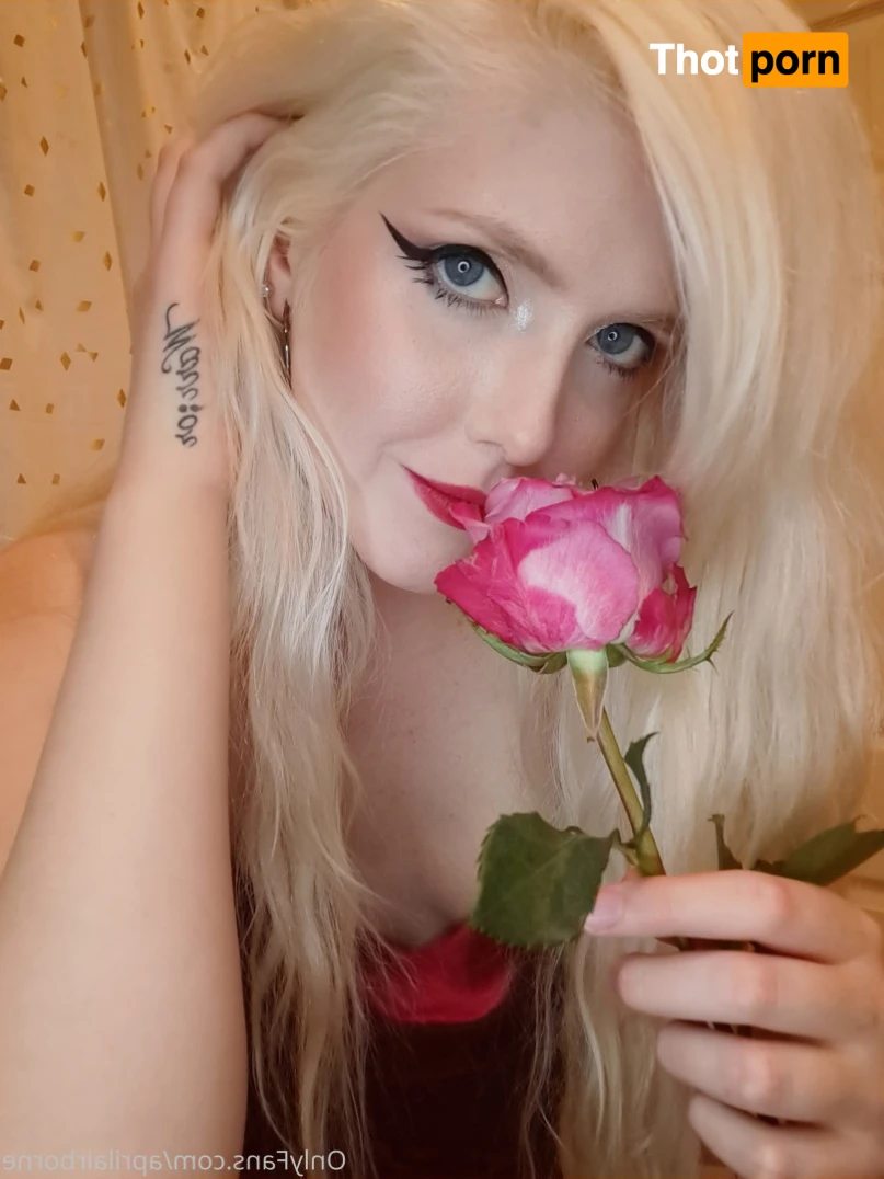 April Airborne 16106994