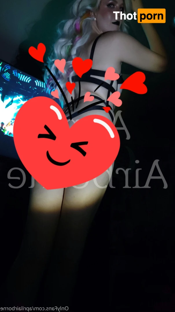 April Airborne 16115113