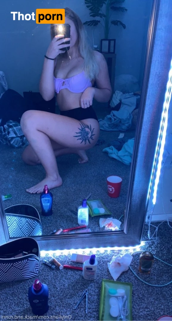 Mack and Ronni 759018