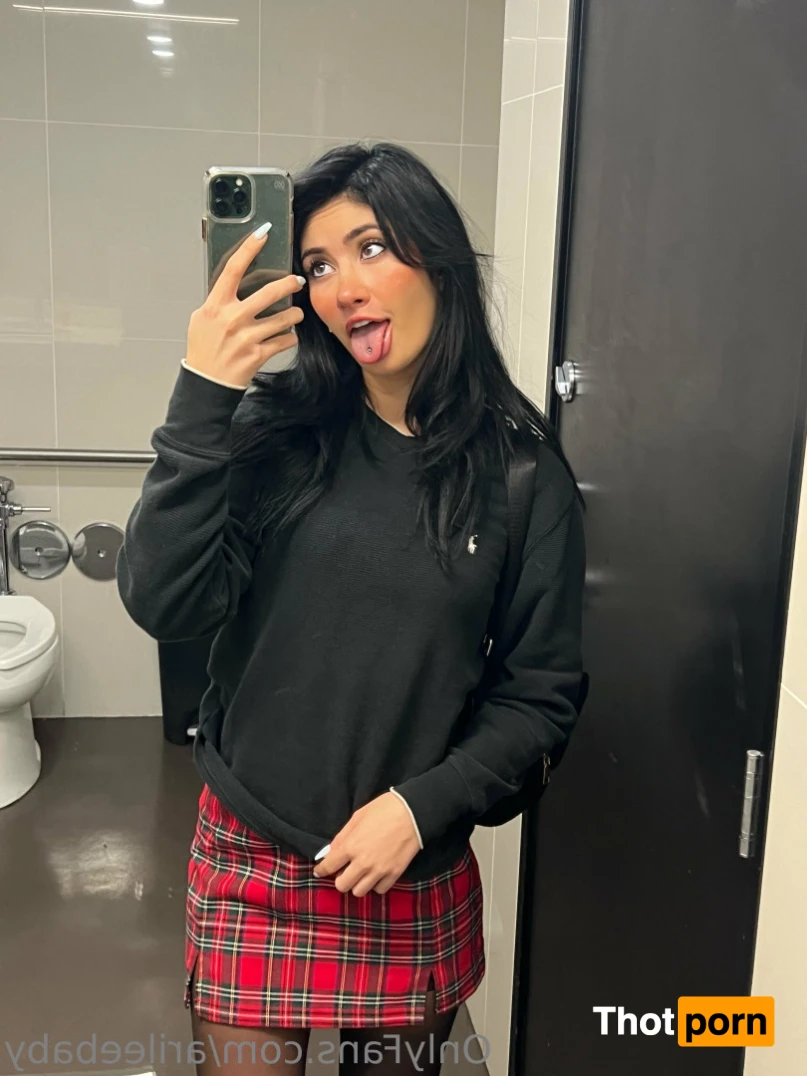 Ari Lee [ arileebaby ] OnlyFans leaked photo 15363649 on Thotporn