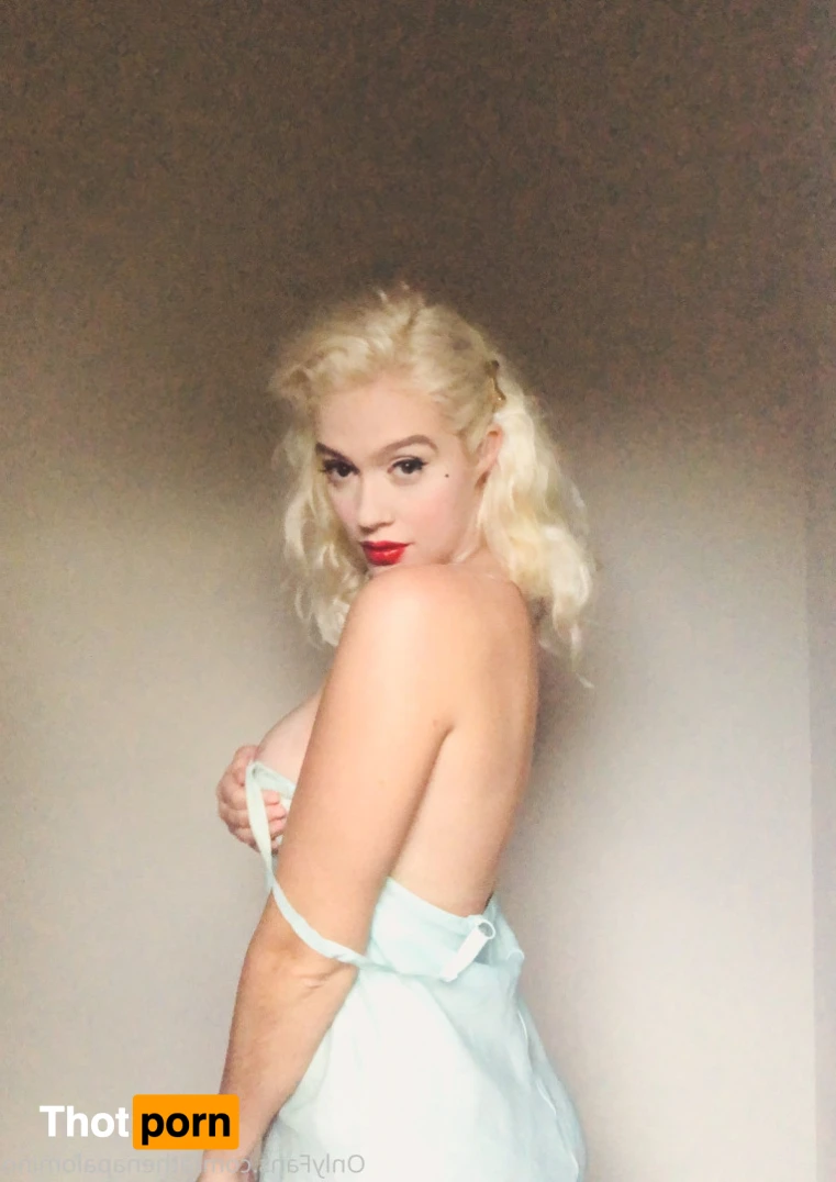 Athena Palomino 12770759