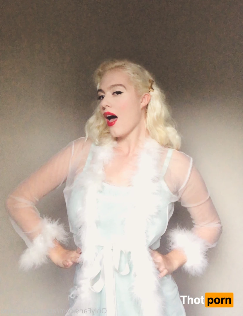 Athena Palomino 12794994