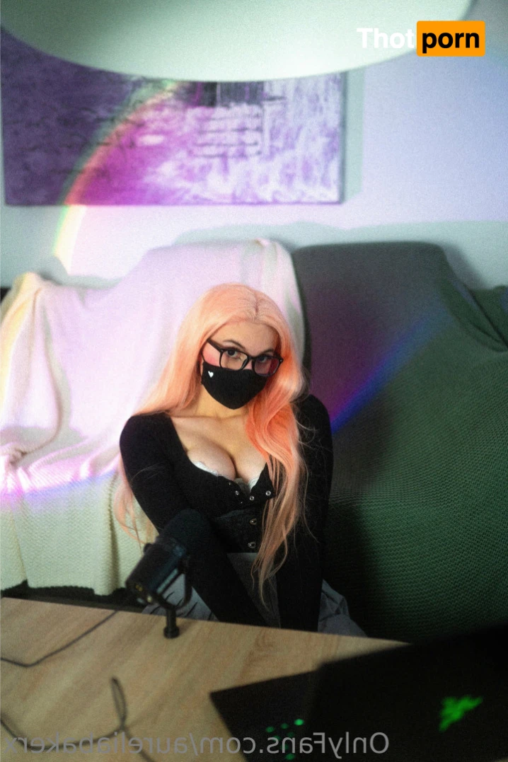 Aurelia Baker 💗 12189822