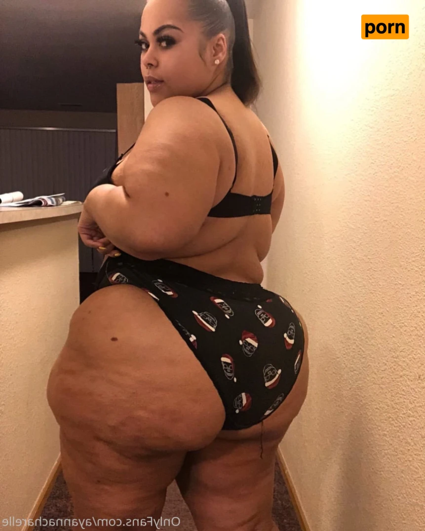 BawdYanna Curvelle 💋 15246082