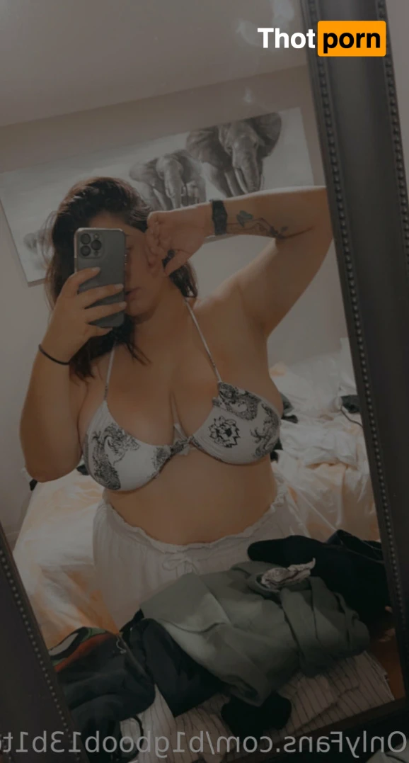 b1gboob13b1tch 15822961