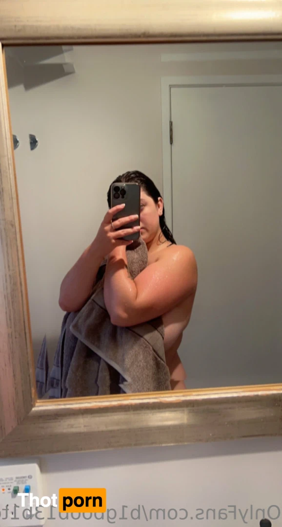 b1gboob13b1tch 15829624