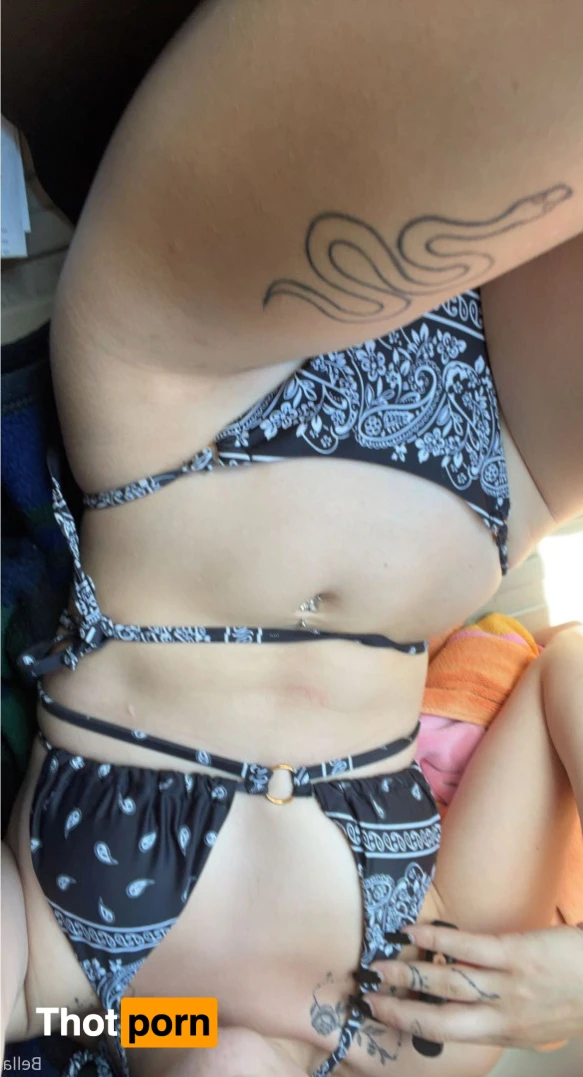 Bella Evans 12049613