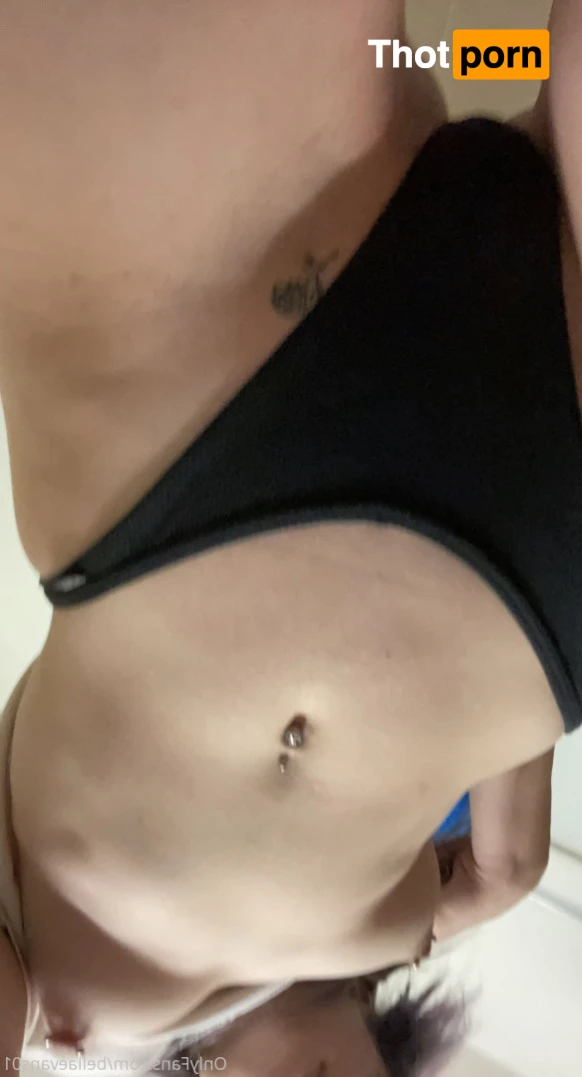 Bella Evans 12070441