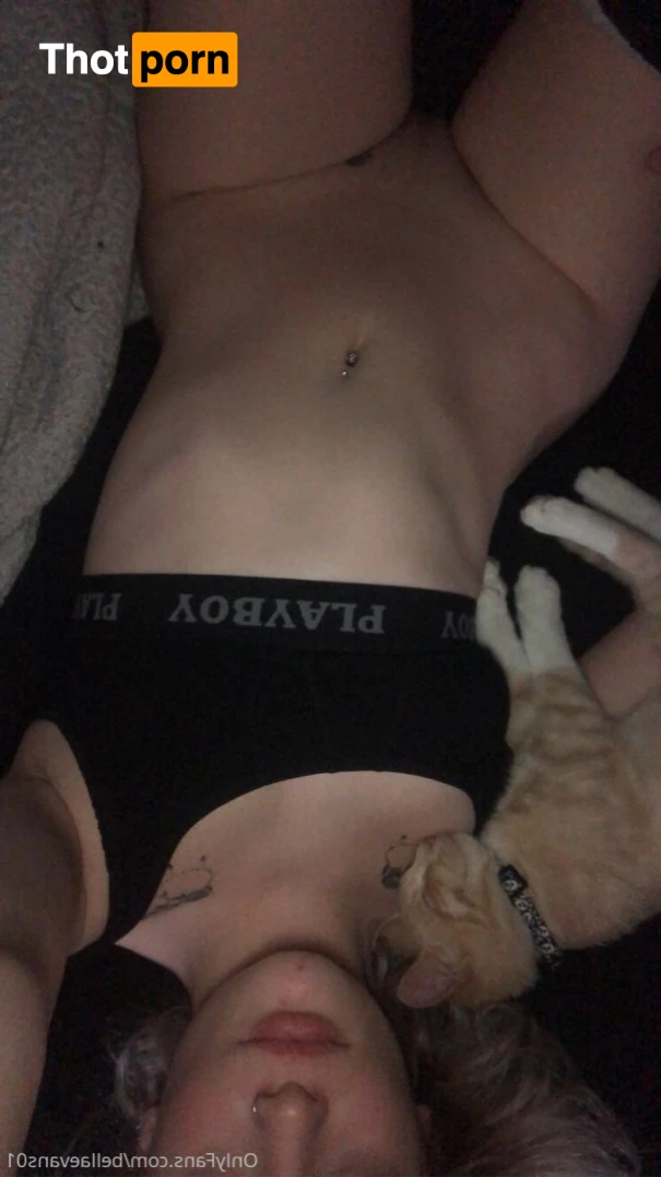 Bella Evans 12074036