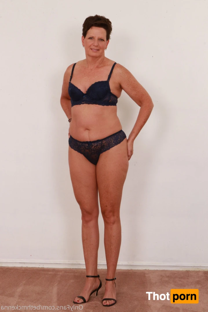 Beth McKenna 14909816