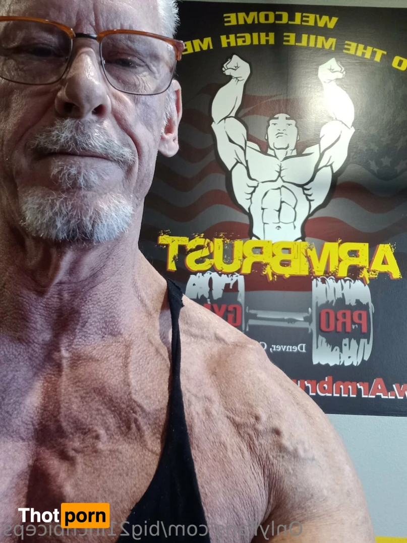 Mastersbodybuilder 12360391