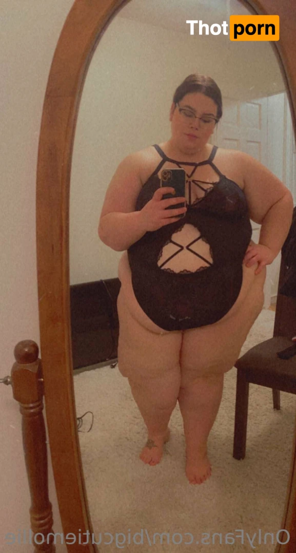 BigCutie Mollie 14285925