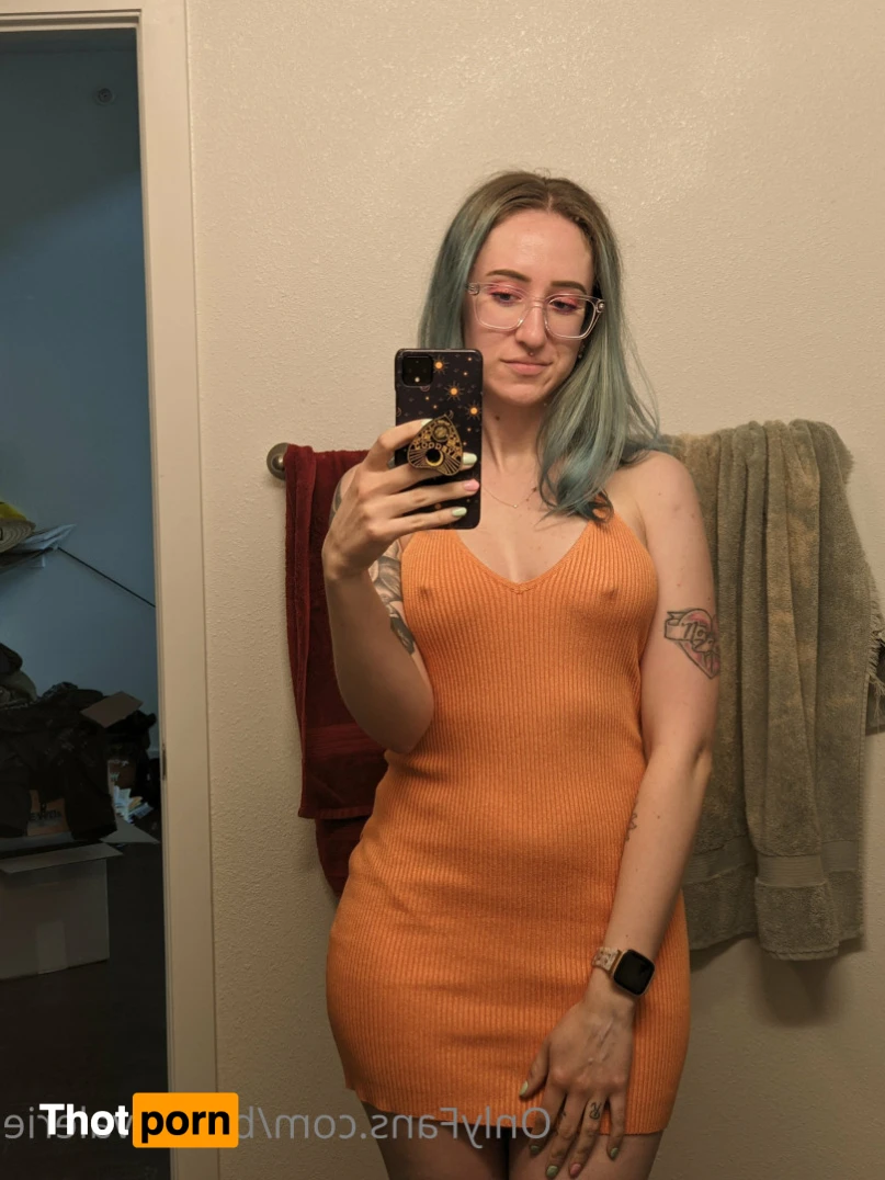 Valerie Faye 13667849