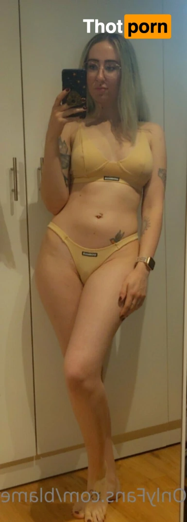 Valerie Faye 13712210