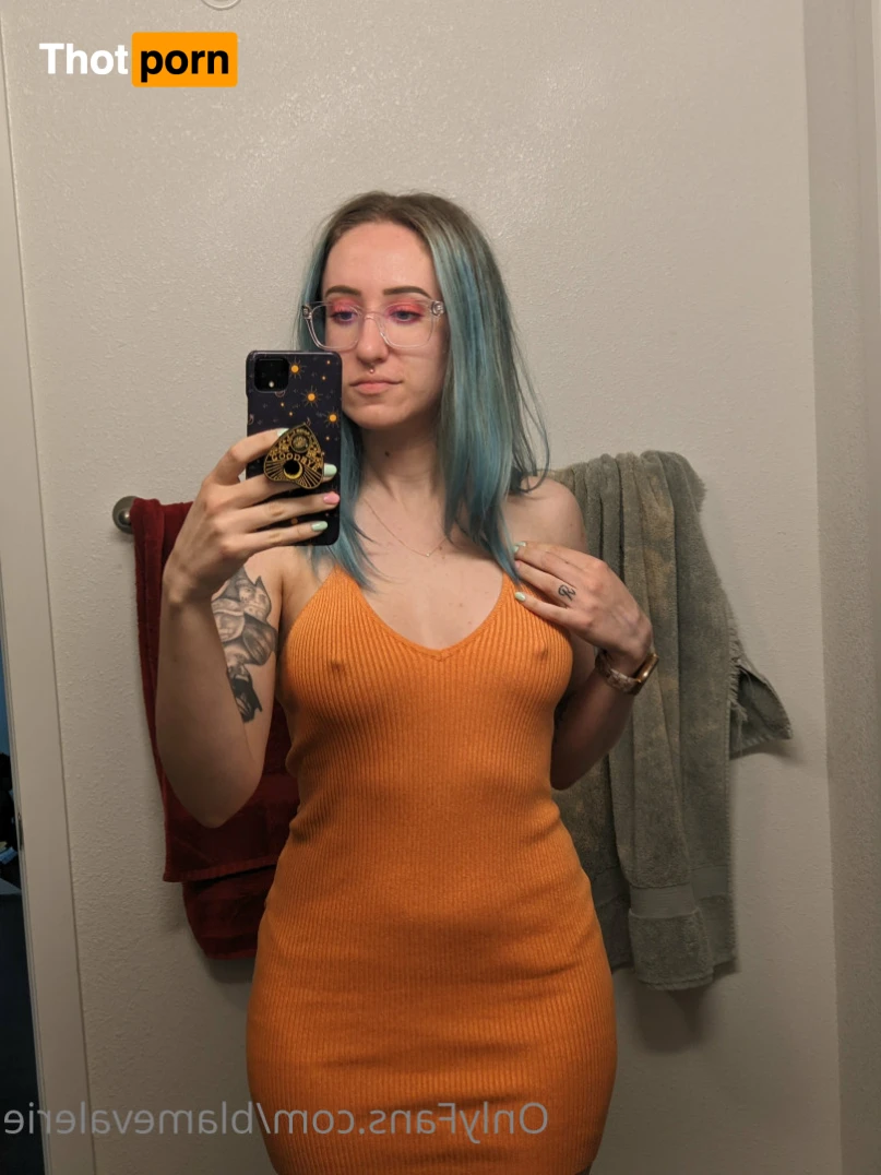 Valerie Faye 13721879