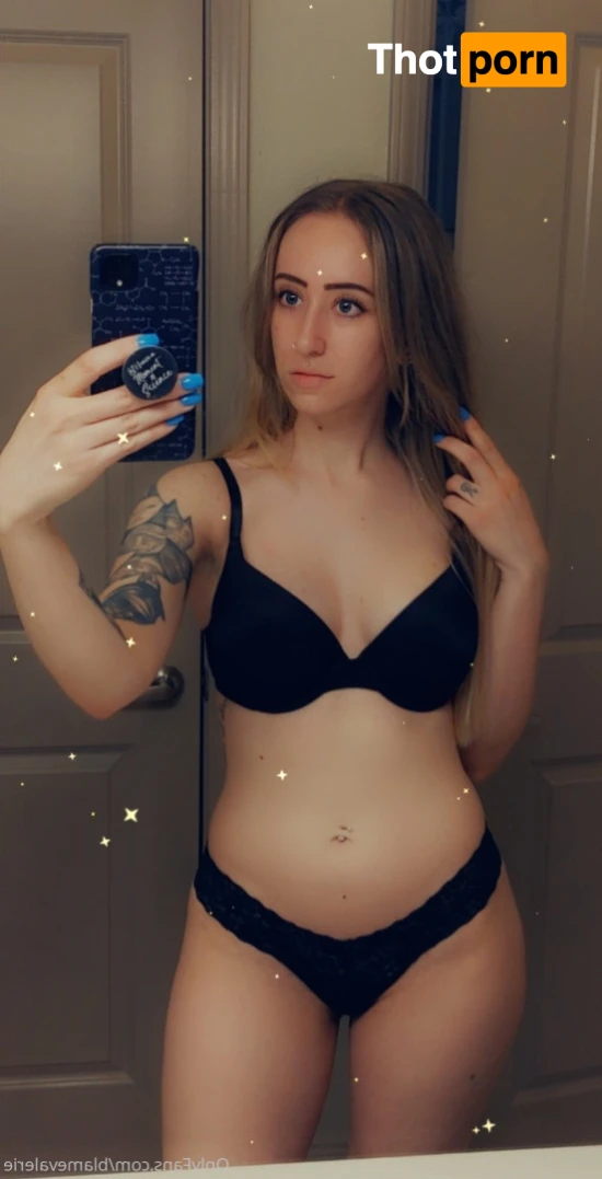 Valerie Faye 13771060