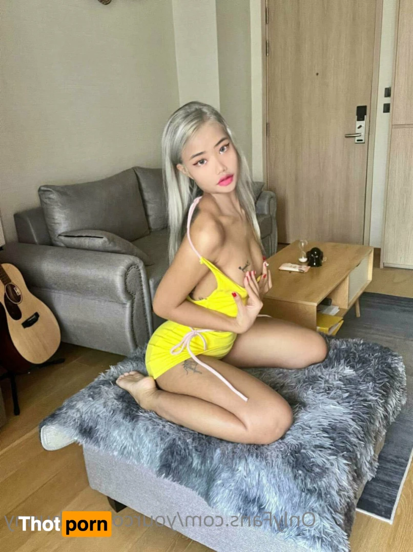 Olivia 🖤 14169509