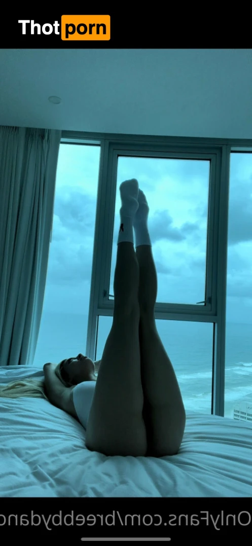 Bree Louise 15141493