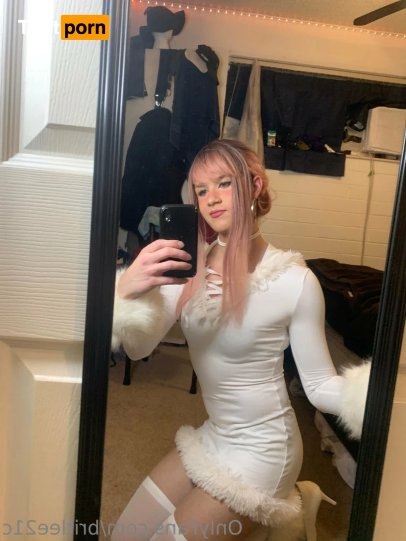 Brittany Lee 13228624