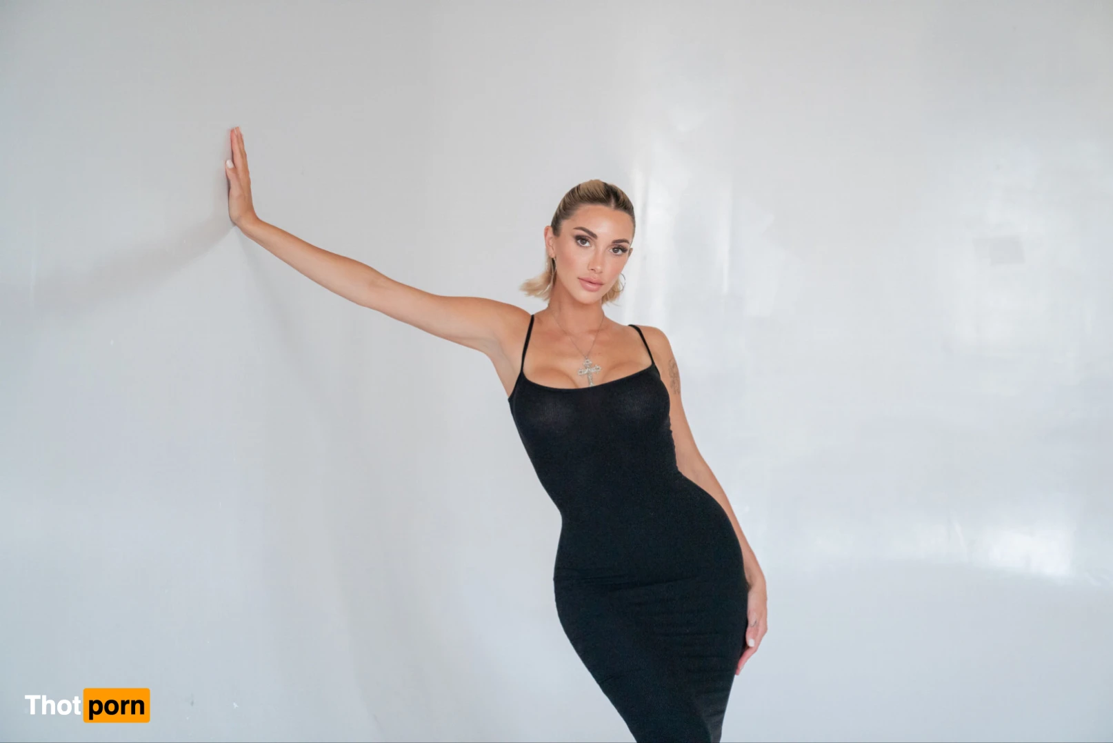 Life With Cay 13994611