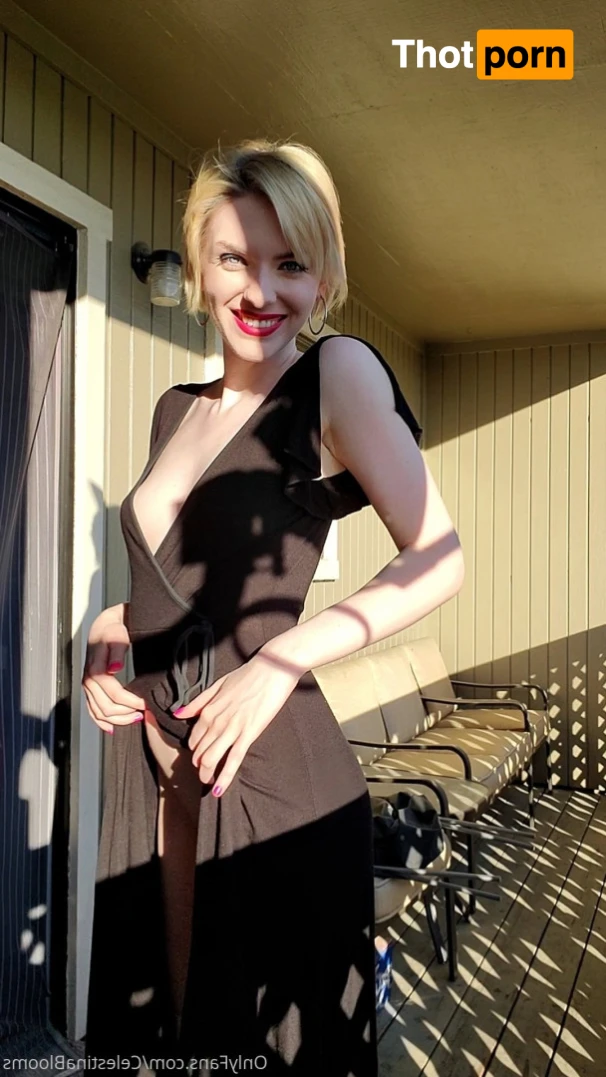 Celestina Blooms 16525499