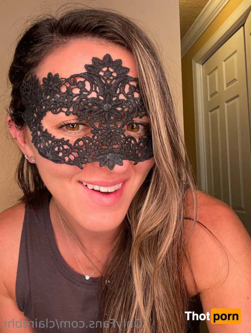 Your French GF 12039298