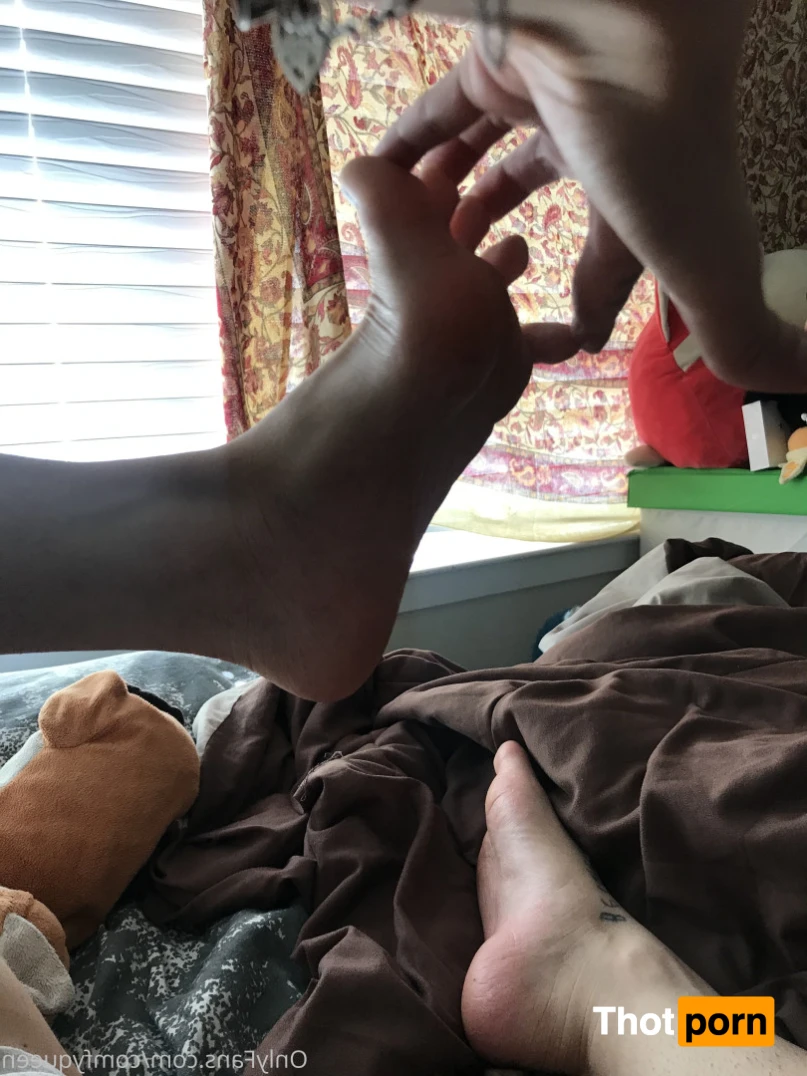 LuxxxTheFox 16515838