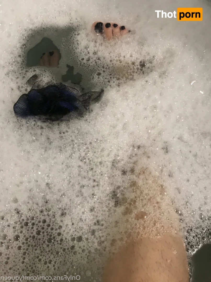 LuxxxTheFox 16526303